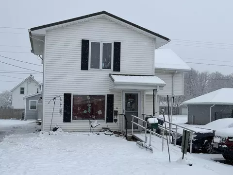 301 N Main St, Seymour, WI 54165