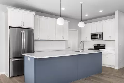Kitchen - 4560 Begonia Dr, Appleton, WI 54913 photo 4 of 6