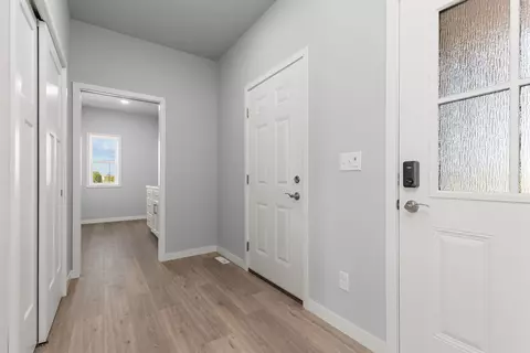 Entry Way - 4560 Begonia Dr, Appleton, WI 54913 photo 1 of 1
