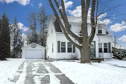 721 E Maple St, Appleton, WI 54915