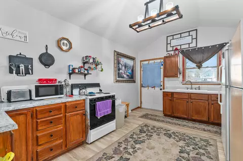 1115 N Morrison St, Appleton, WI 54911 photo 8