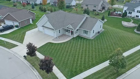398 Sweetflag Ave, Fond Du Lac, WI 54935