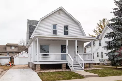 660 Central St, Oshkosh, WI 54901
