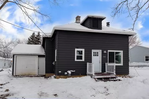 562 E Oshkosh St, Ripon, WI 54971