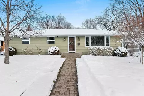 855 Jordan Rd, De Pere, WI 54115