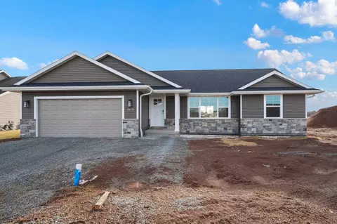 2675 Andromeda Dr, De Pere, WI 54115