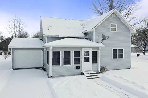 528 S Lincoln St, Shawano, WI 54166