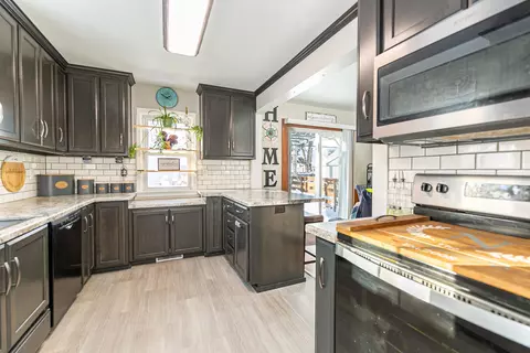 1727 S Adams St, Appleton, WI 54915 photo 15