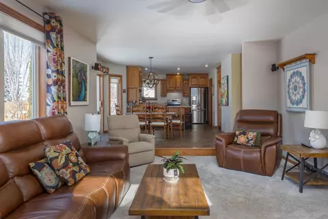 4517 N Windingbrook Dr, Appleton, WI 54913 photo 9