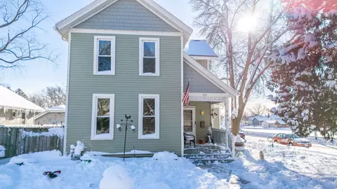 503 E Irving Ave, Oshkosh, WI 54901