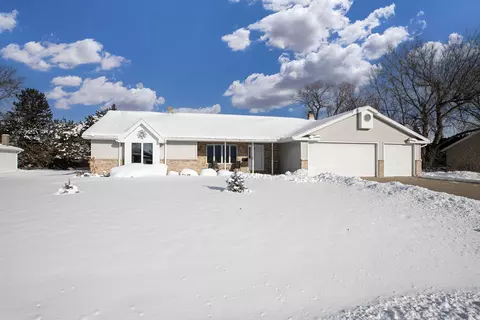 4570 W 4th St, Appleton, WI 54914