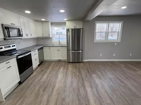 1425 N Charlotte St, Appleton, WI 54911 photo 5