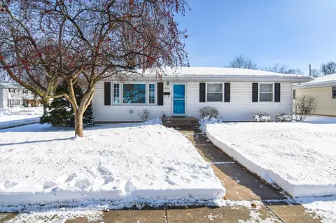 229 Paul Dr, Kimberly, WI 54136