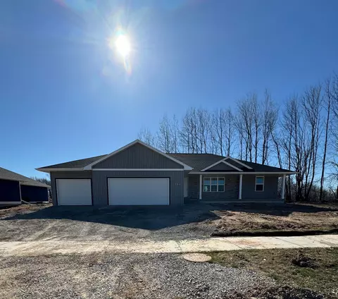 1580 Marie Ln, Green Bay, WI 54313