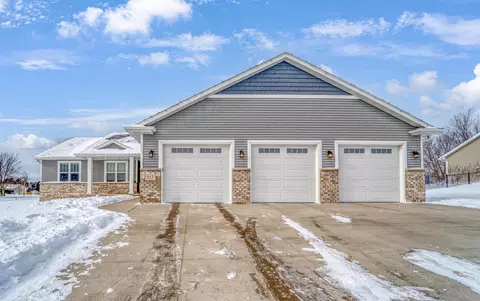 217 Gabriel Ln, Hortonville, WI 54944