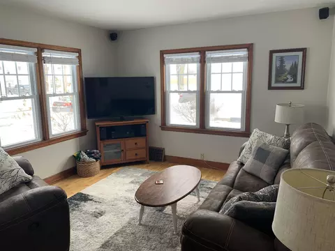 1353 W Lawrence St, Appleton, WI 54914 photo 5