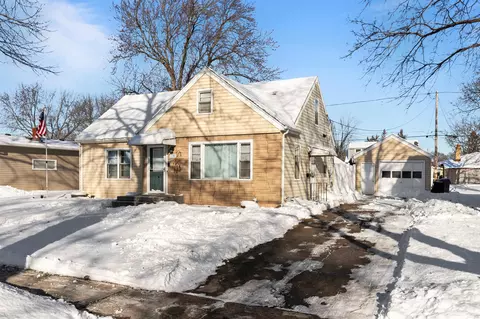 1130 E Frances St, Appleton, WI 54911