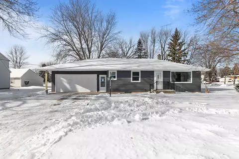 1350 Oneida St, Menasha, WI 54952