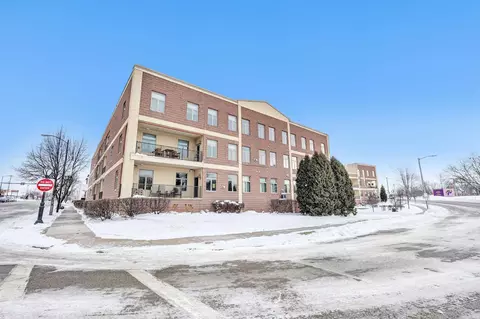555 Main Ave #202, De Pere, WI 54115