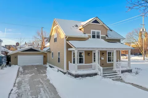 308 S Quincy St, Green Bay, WI 54301