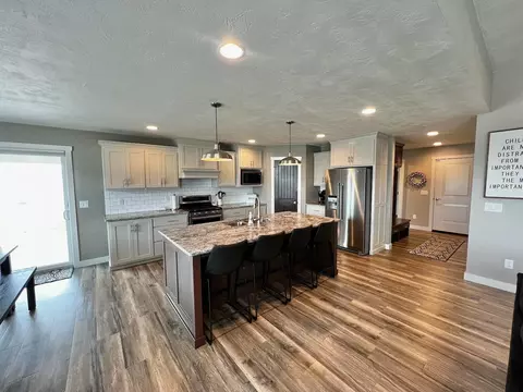 Kitchen - 3000 E Bluetopaz Dr, Appleton, WI 54913 photo 1 of 3