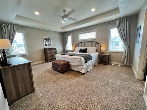 Bedroom - 3000 E Bluetopaz Dr, Appleton, WI 54913 photo 1 of 4