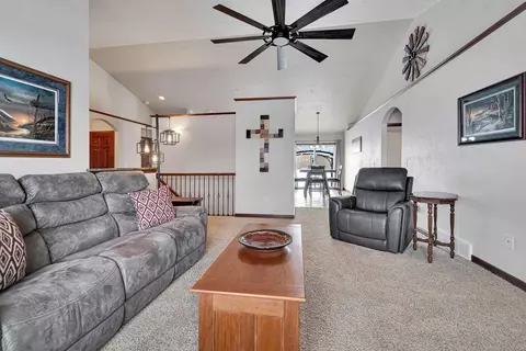 5519 N Amethyst Dr, Appleton, WI 54913 photo 4