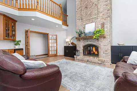 Living - 3535 S Bob O Link Ln, Appleton, WI 54915 photo 6 of 8