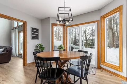 Dining - 3535 S Bob O Link Ln, Appleton, WI 54915 photo 1 of 4
