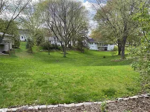 301 Grant St, Little Chute, WI 54140