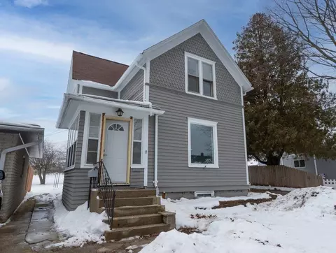 1403 Dodge St, Kewaunee, WI 54216