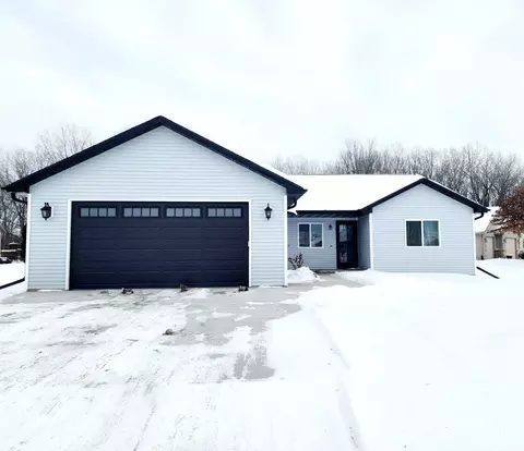 4346 Harbor Village Dr, Omro, WI 54963