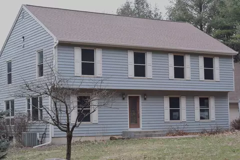e2113 Miracle Mountain Way, Waupaca, WI 54981