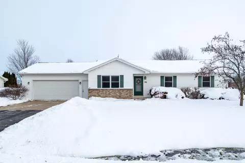 Exterior - n196 Hopfensperger Road, Appleton, WI 54915 photo 5 of 8