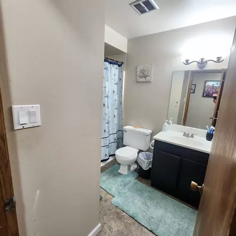 907 E Roeland Ave, Appleton, WI 54915 photo 34