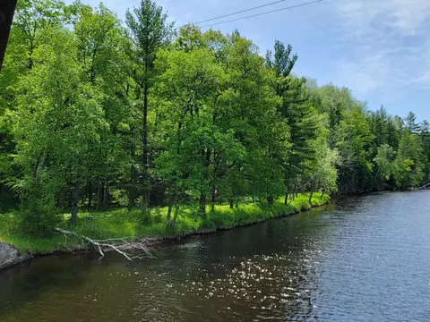 miscauno island lane, Daggett, MI 49821