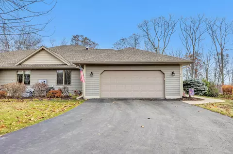 4434 W Madeline Ln #1, Sturgeon Bay, WI 54235