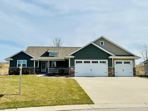 4350 N Star Ridge Ln, Appleton, WI 54913