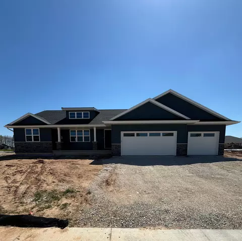 4575 Richard Ln, Green Bay, WI 54313