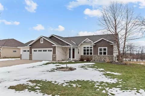 n1741 Medina Drive, Greenville, WI 54942