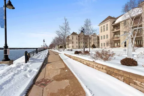 107 N 1st Ave #259/261, Sturgeon Bay, WI 54235