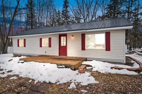 w8120 County Road M, Coleman, WI 54112