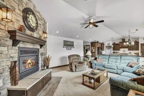 Living - w4070 Wege Road, Appleton, WI 54913 photo 8 of 8