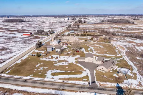 View/Area - w4070 Wege Road, Appleton, WI 54913 photo 6 of 6