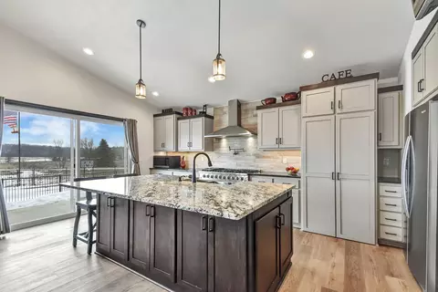 Kitchen - w4070 Wege Road, Appleton, WI 54913 photo 4 of 8