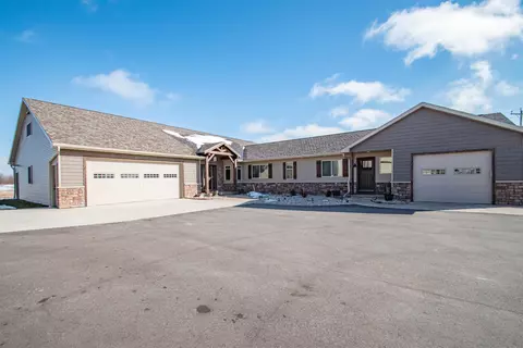 Exterior - w4070 Wege Road, Appleton, WI 54913 photo 13 of 16