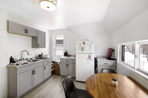 1010 N Division St, Appleton, WI 54915 photo 10