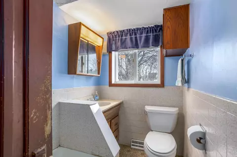 1036 W Bell Ave, Appleton, WI 54914 photo 9