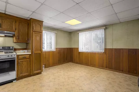1036 W Bell Ave, Appleton, WI 54914 photo 6