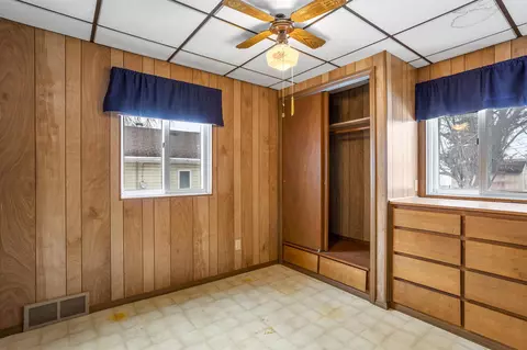 1036 W Bell Ave, Appleton, WI 54914 photo 11